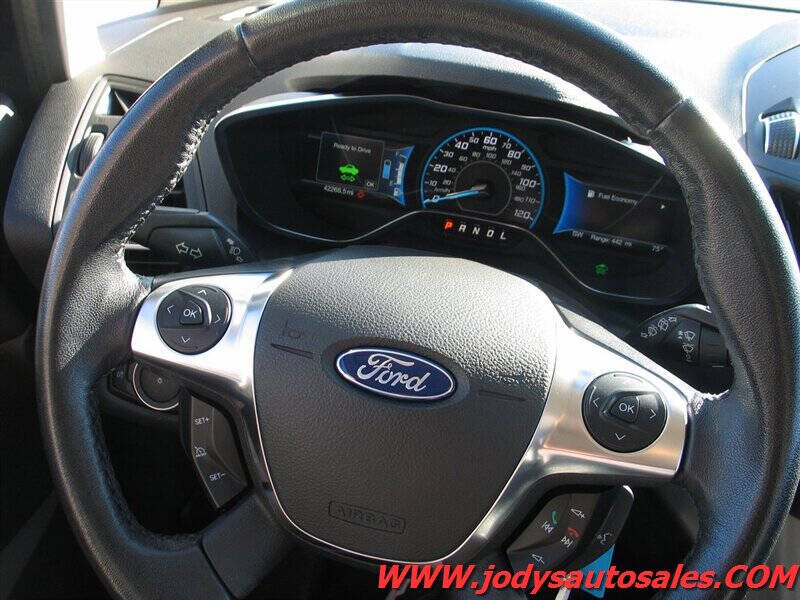 2017 Ford C-MAX Hybrid SE