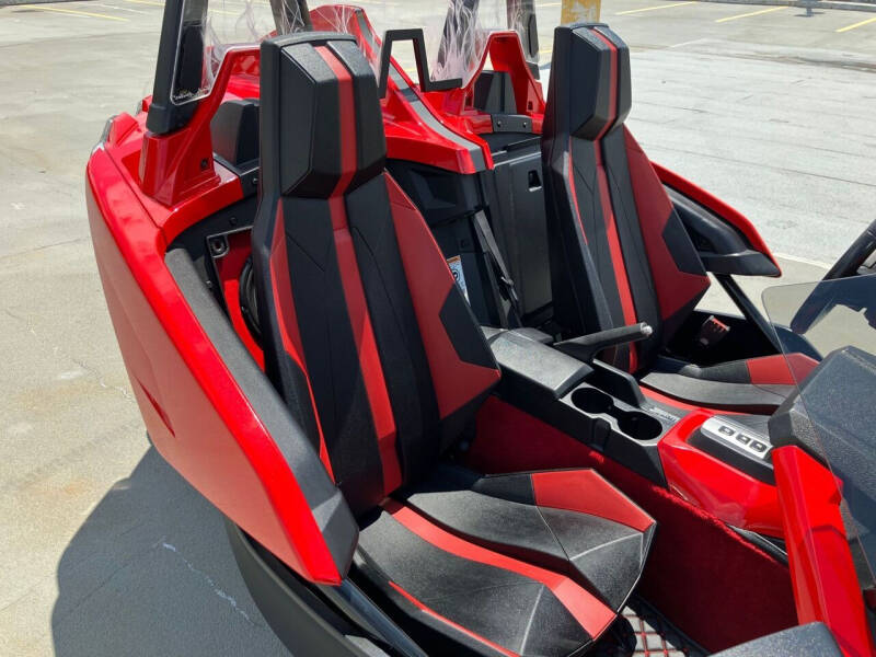 2021 Polaris Slingshot