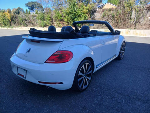 2014 Volkswagen Beetle Convertible R-Line PZEV