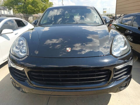 2016 Porsche Cayenne for sale at Auto Haus Imports in Grand Prairie TX