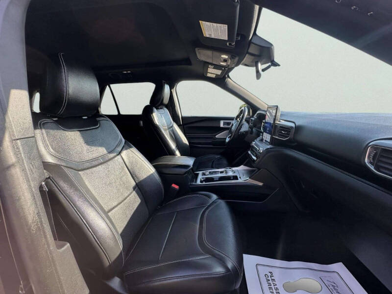 2020 Ford Explorer ST
