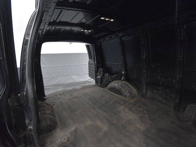 2018 GMC Savana 2500