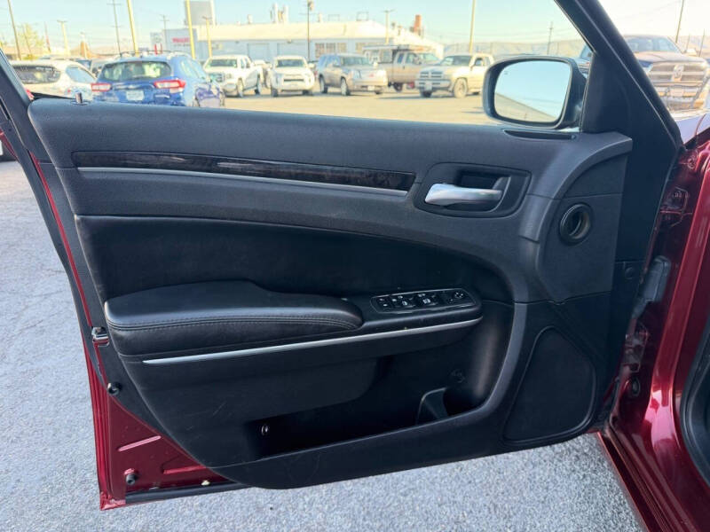 2018 Chrysler 300 Touring
