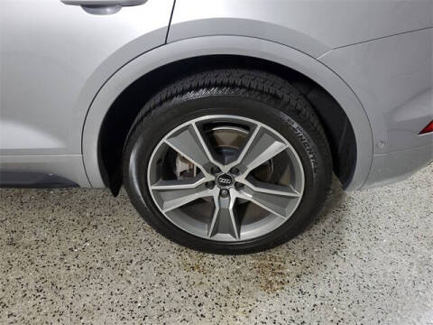 2019 Audi Q5 quattro Prestige 45 TFSI