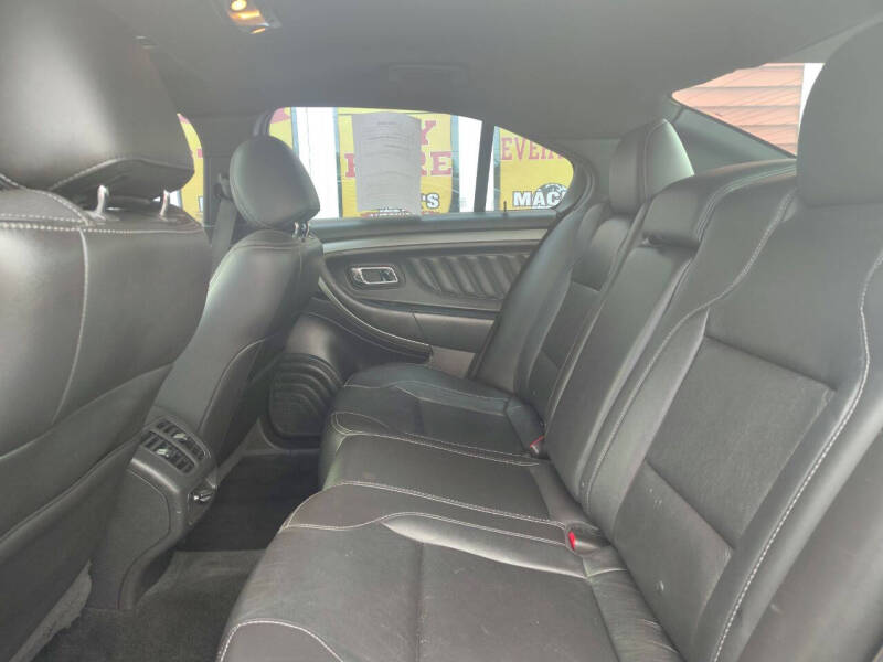 2014 Ford Taurus SEL