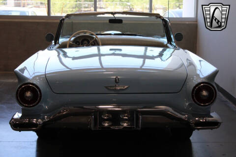 1957 Ford Thunderbird