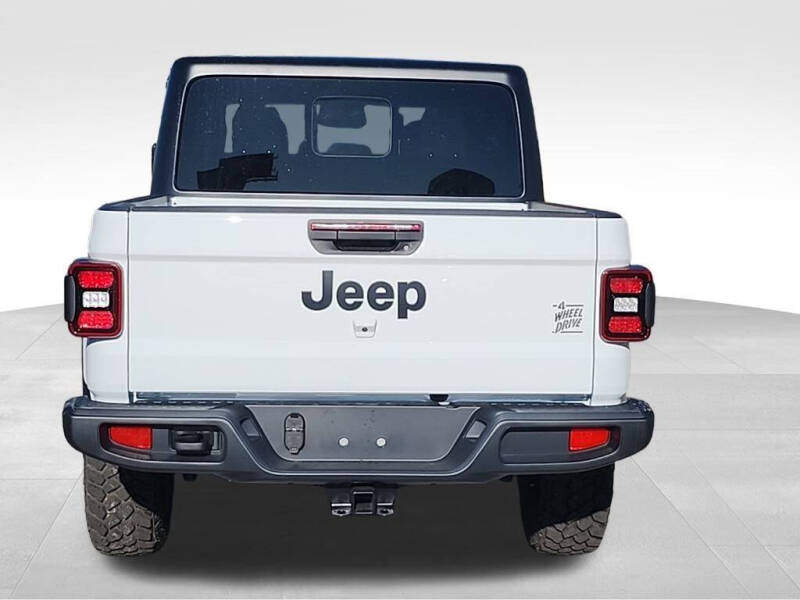 2026 Jeep Gladiator Willys