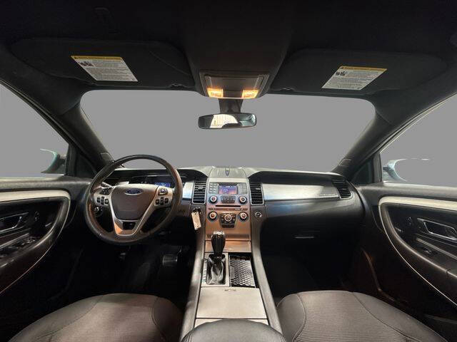 2016 Ford Taurus SEL