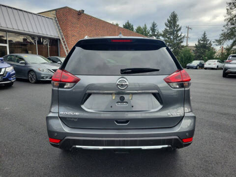 2020 Nissan Rogue SV