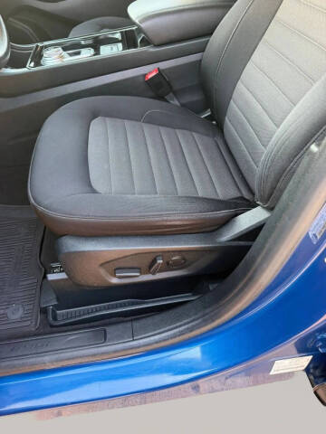 2020 Ford Edge SE