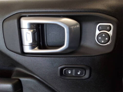 2022 Jeep Gladiator Sport