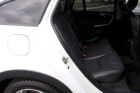 2018 Volvo V60 Cross Country T5 Premier