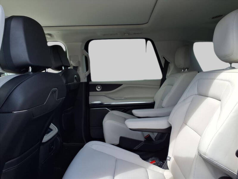 2025 Lincoln Navigator Reserve