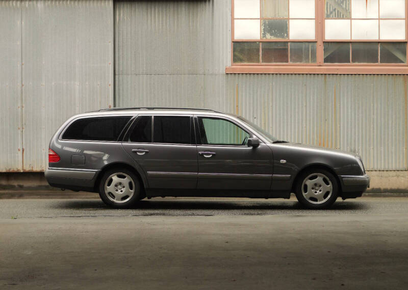 1996 Mercedes-Benz E-Class E 320