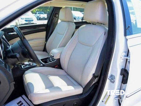 2018 Chrysler 300