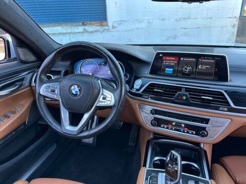 2018 BMW 7 Series 750i