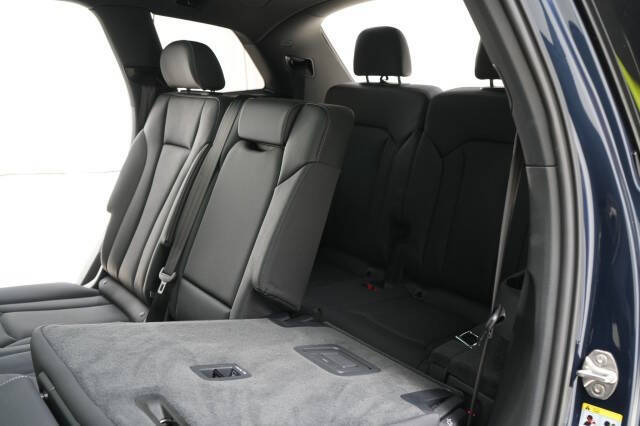 2025 Audi Q7 quattro Premium Plus 45 TFSI