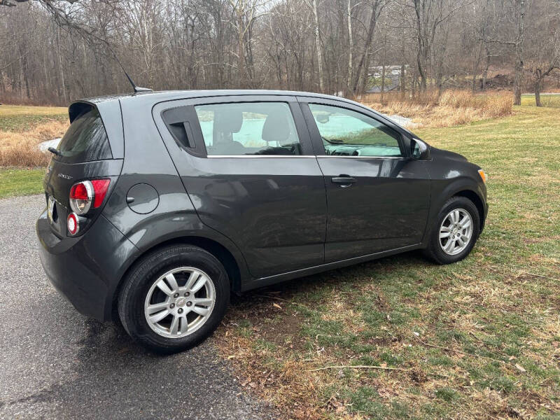 2014 Chevrolet Sonic LT Manual