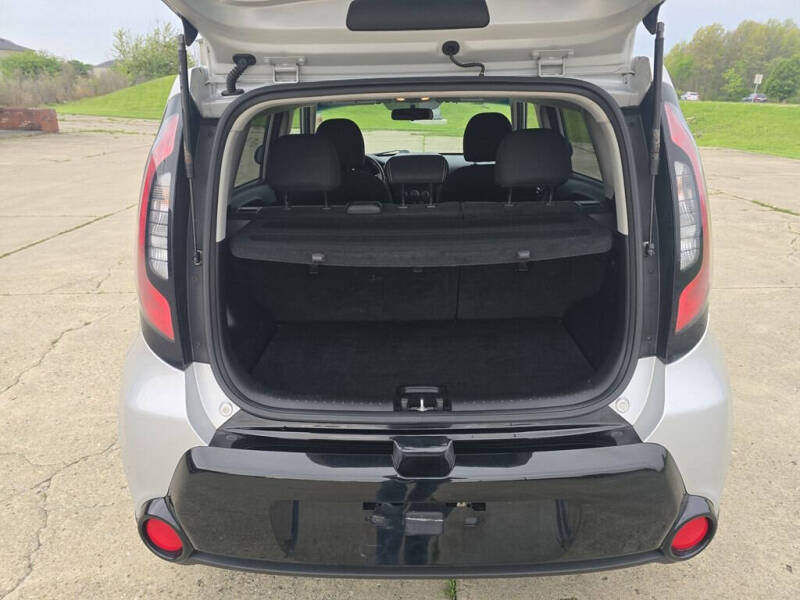 2016 Kia Soul +