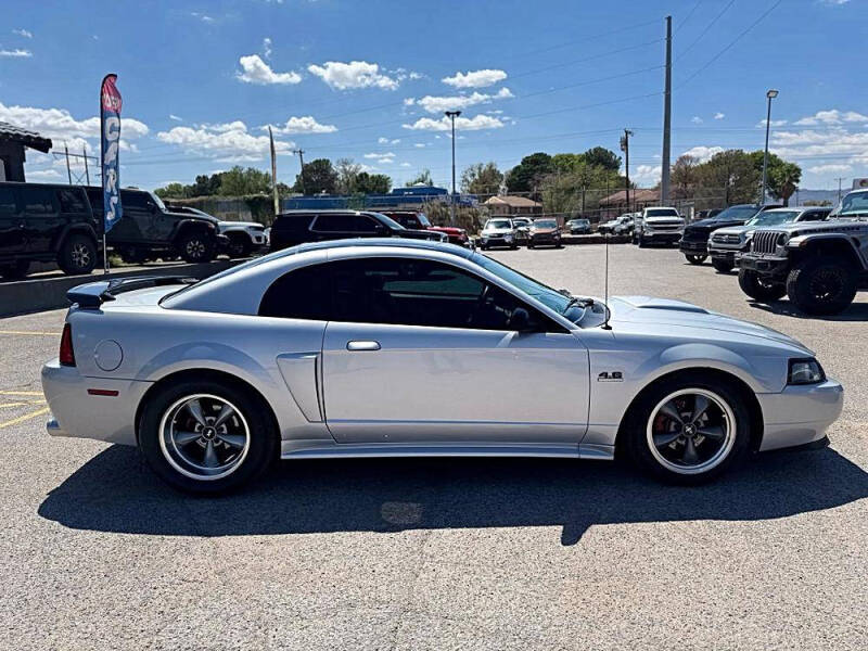 2002 Ford Mustang GT Deluxe