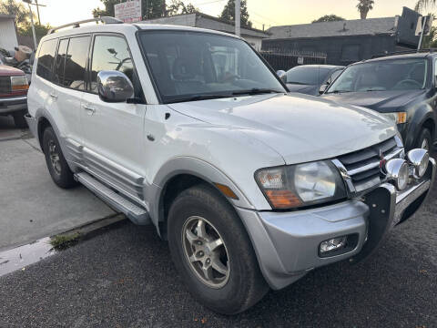 2001 Mitsubishi Montero Limited