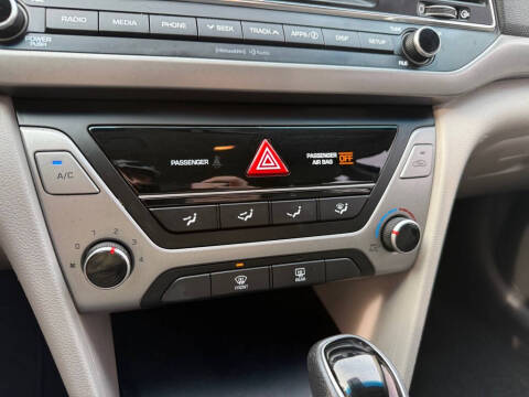 2018 Hyundai Elantra
