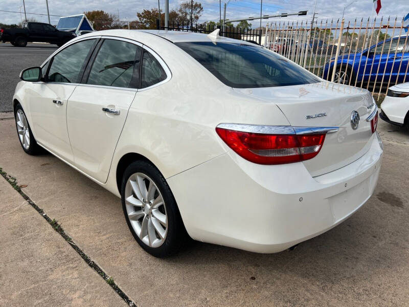 2012 Buick Verano Leather Group