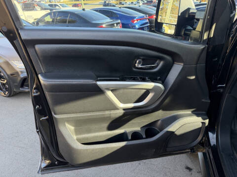 2017 Nissan Titan XD PRO-4X