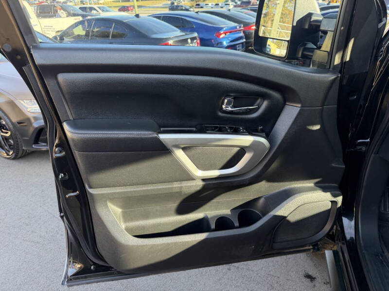 2017 Nissan Titan XD PRO-4X