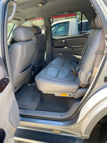 2002 Toyota Sequoia SR5