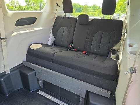 2020 Chrysler Pacifica Touring