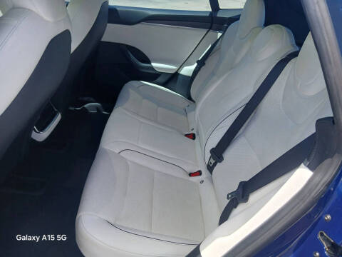 2023 Tesla Model S Plaid