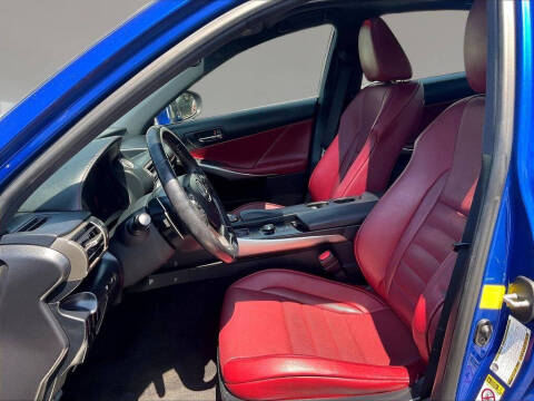 2016 Lexus IS 300