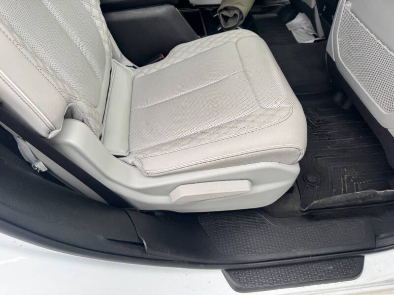 2022 Jeep Grand Cherokee L Summit