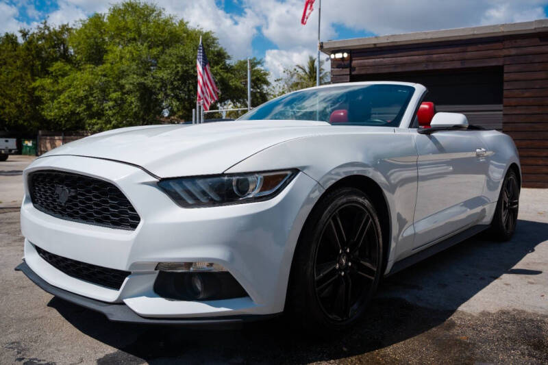 2016 Ford Mustang EcoBoost Premium