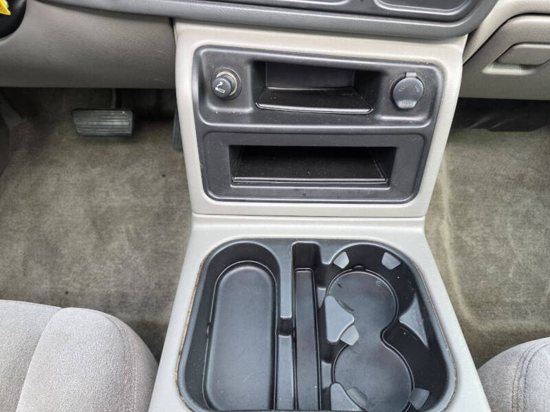 2005 Chevrolet Suburban 1500 LS