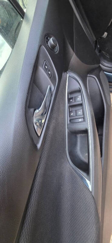 2017 Chevrolet Cruze LT Auto