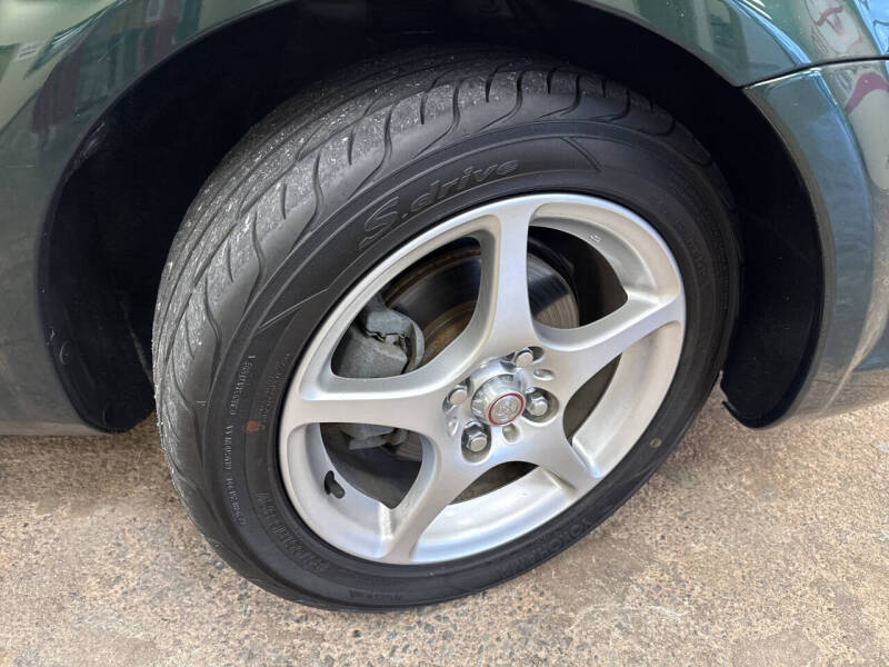 2002 Toyota MR2 Spyder