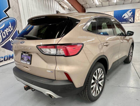 2020 Ford Escape Titanium