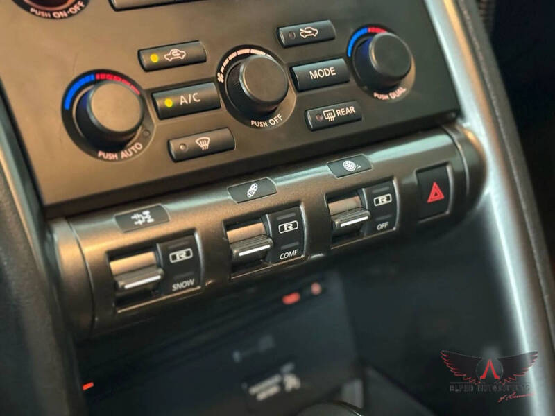 2010 Nissan GT-R Premium