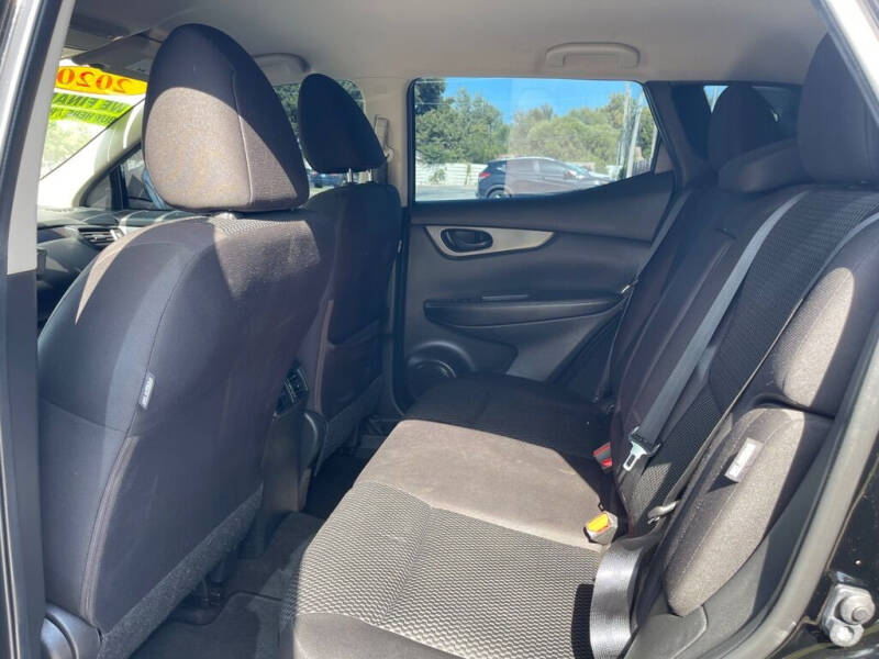 2020 Nissan Rogue Sport S