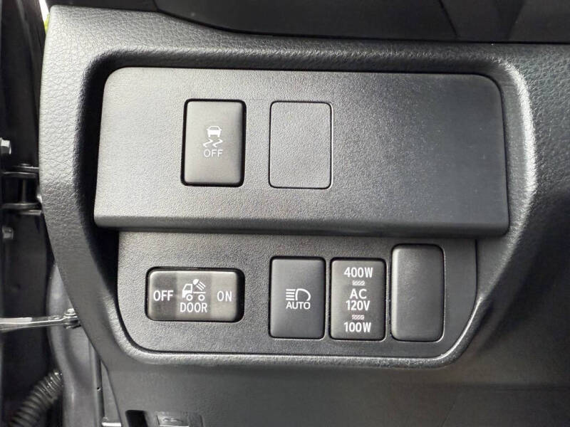 2023 Toyota Tacoma TRD Off-Road