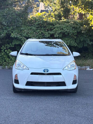 2013 Toyota Prius c One