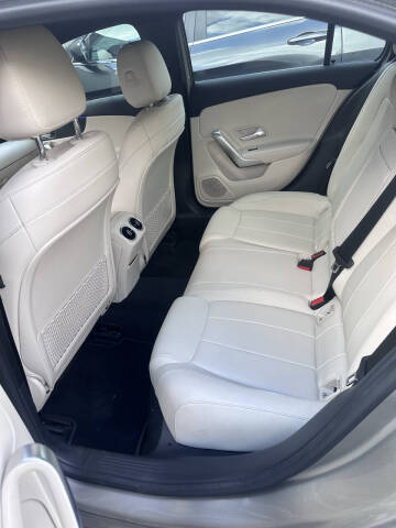 2019 Mercedes-Benz A-Class A 220