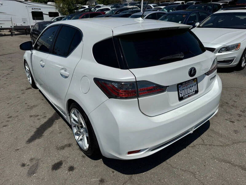 2013 Lexus CT 200h