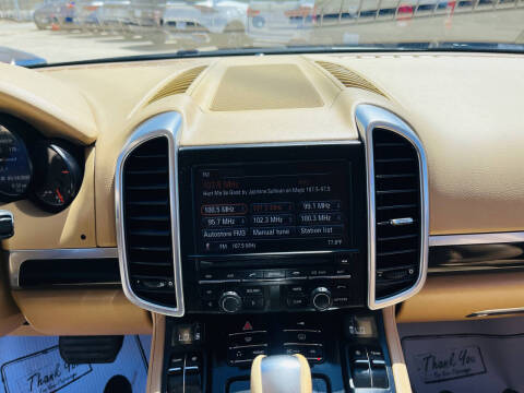 2011 Porsche Cayenne Tiptronic