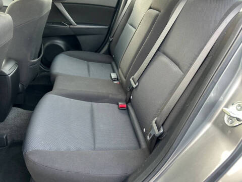 2010 Mazda MAZDA3 i Touring