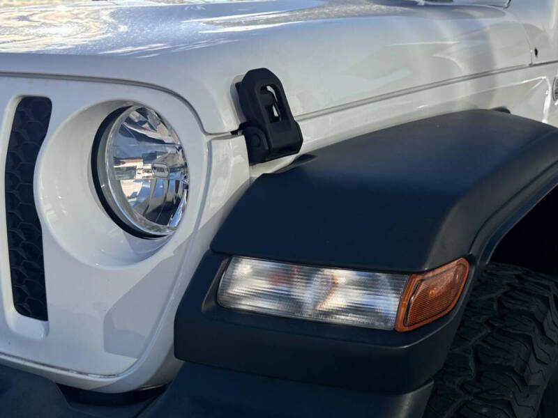 2020 Jeep Gladiator Sport S