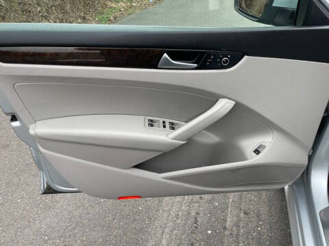 2014 Volkswagen Passat 2.0L TDI SEL Premium