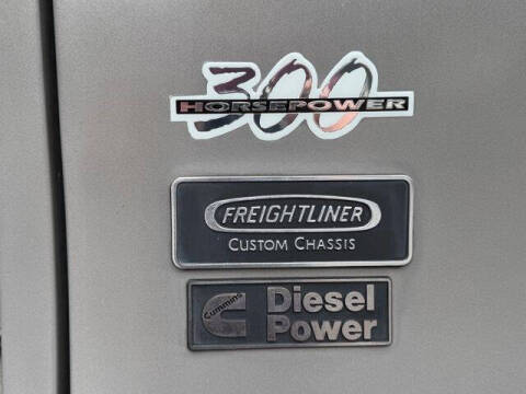 2002 Freightliner XC Chassis